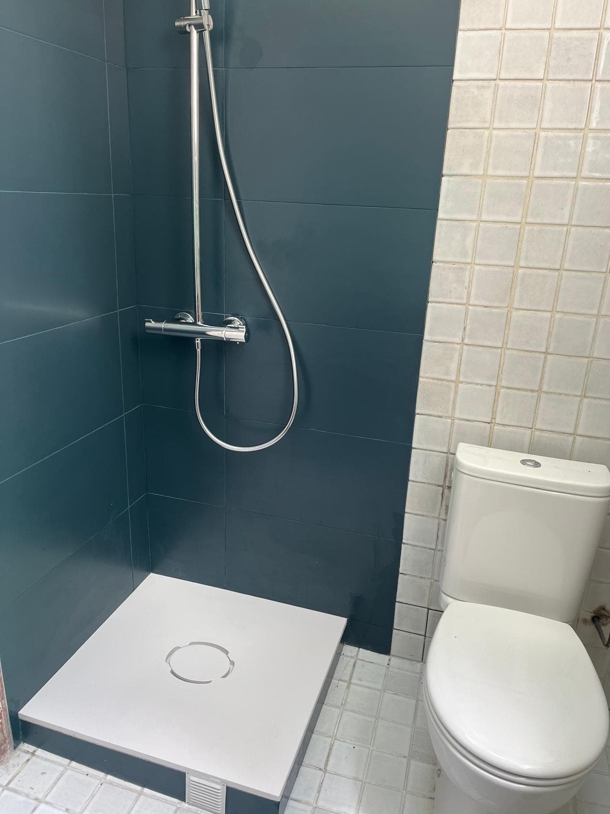 Installation douche avec colonne thermostatique